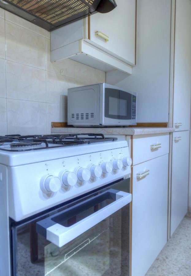 Large And Bright Apartment In The City Centre Goslm-2 Sliema Esterno foto